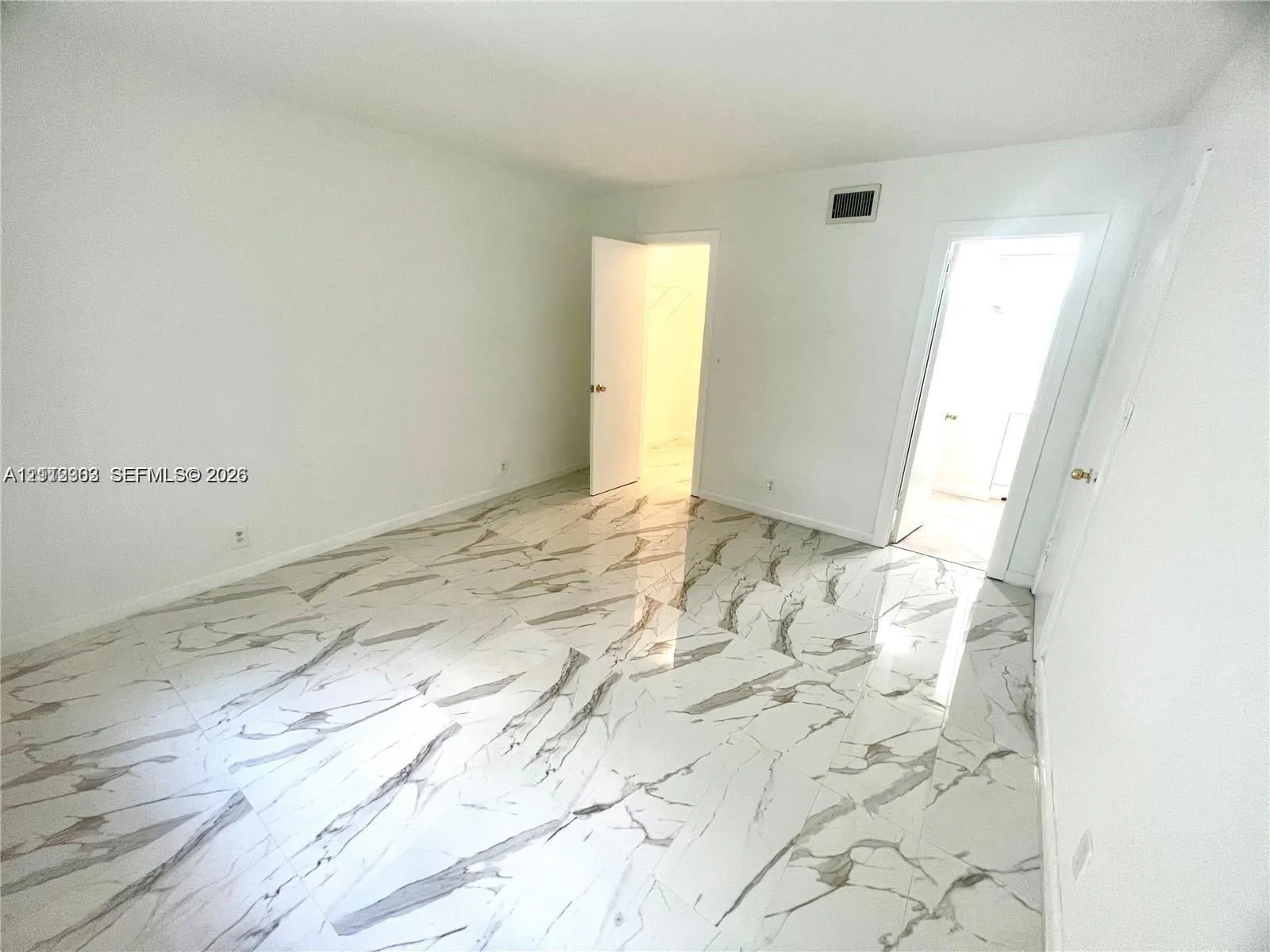 3115 Oakland Shores Drive #E208