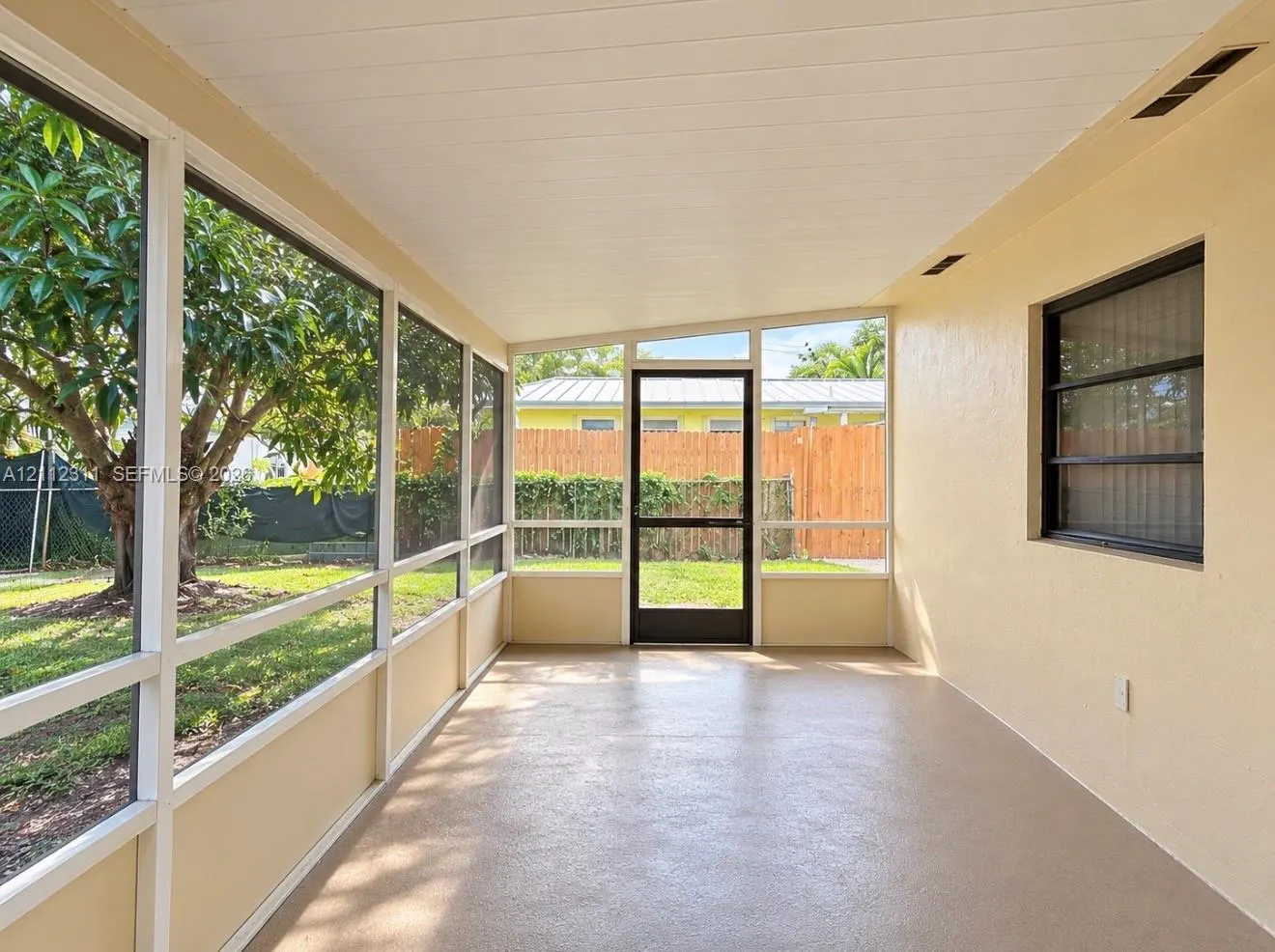 390 NW 49th Avenue