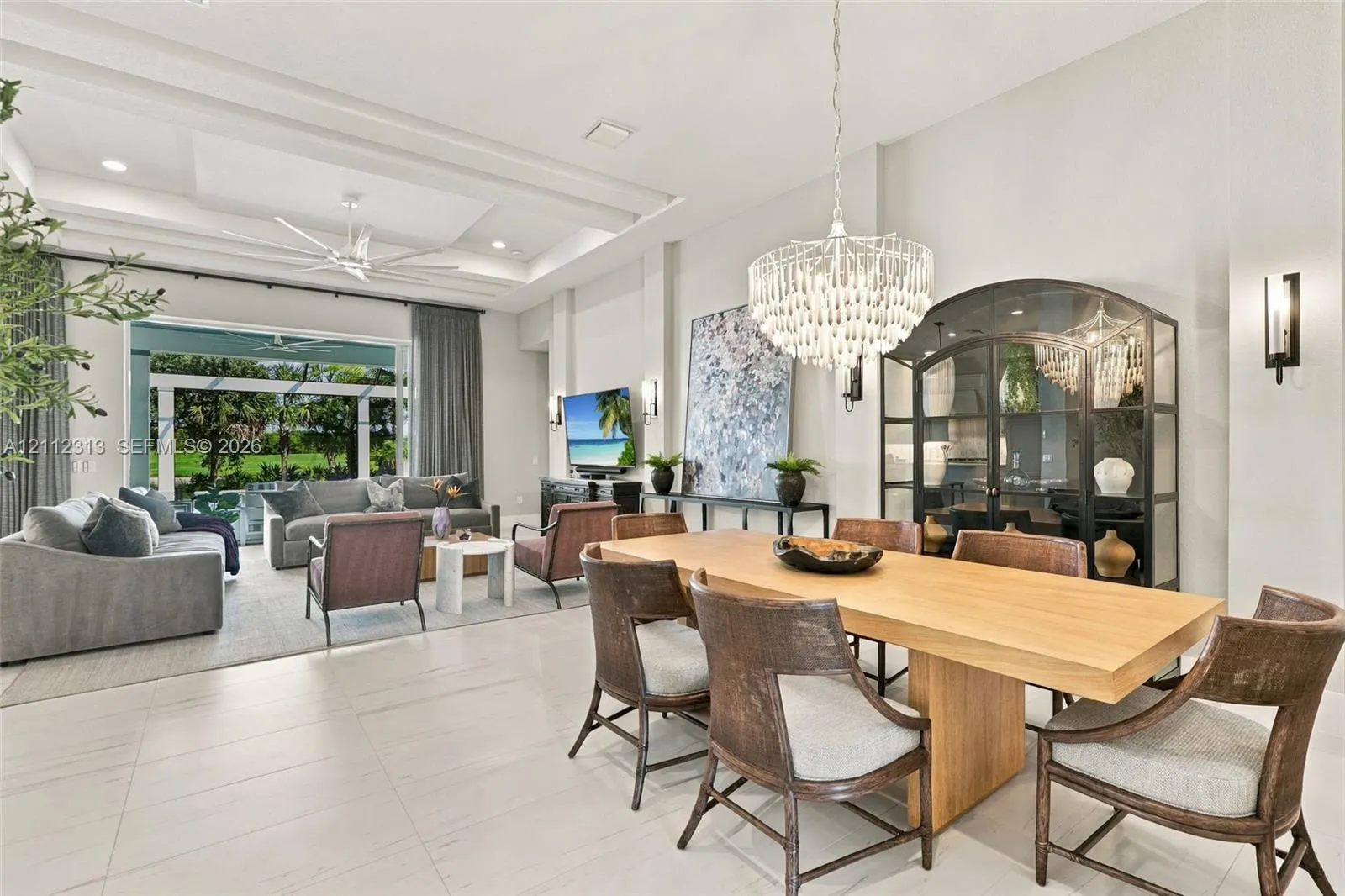 3181 Capistrano