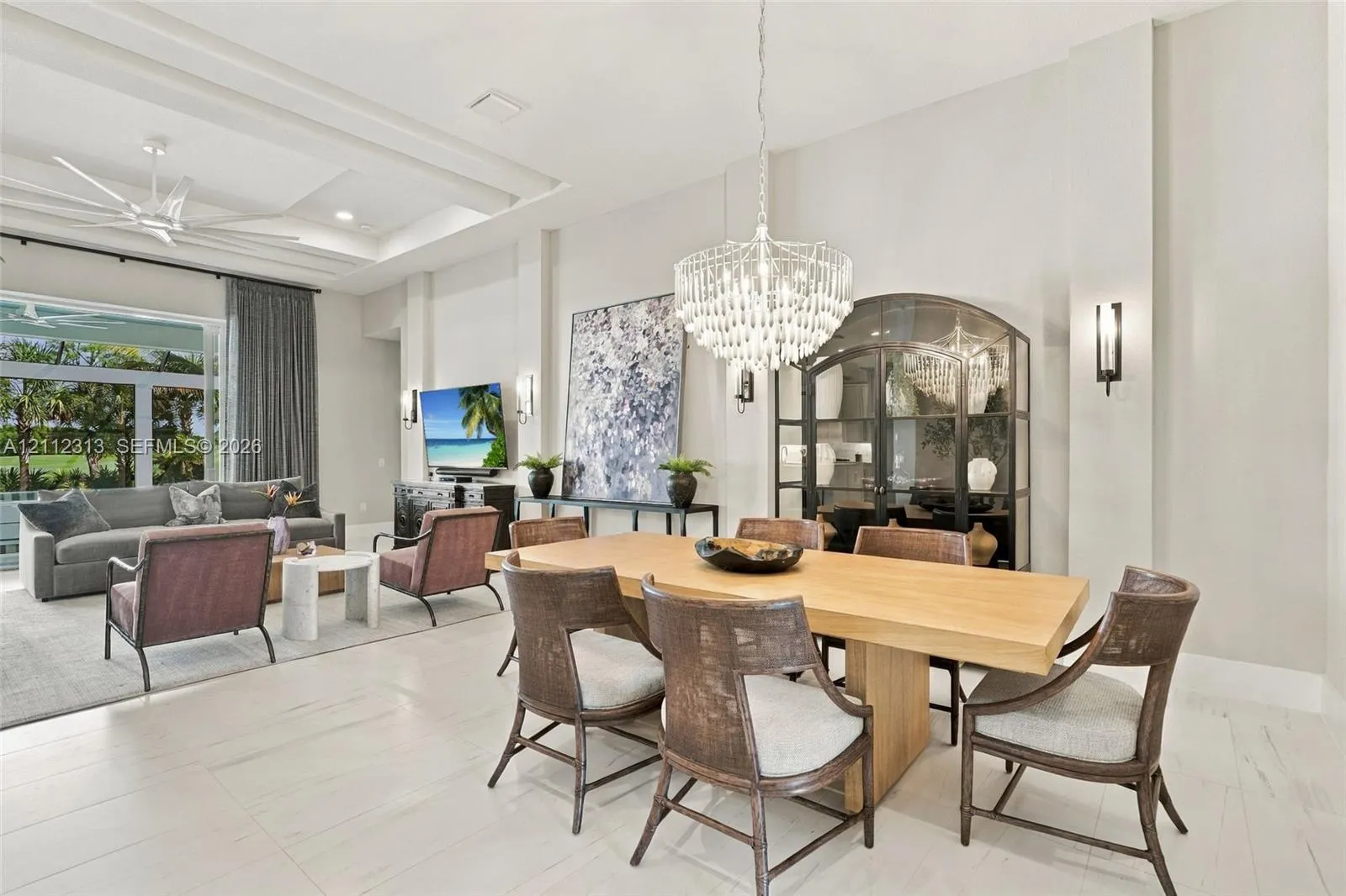 3181 Capistrano