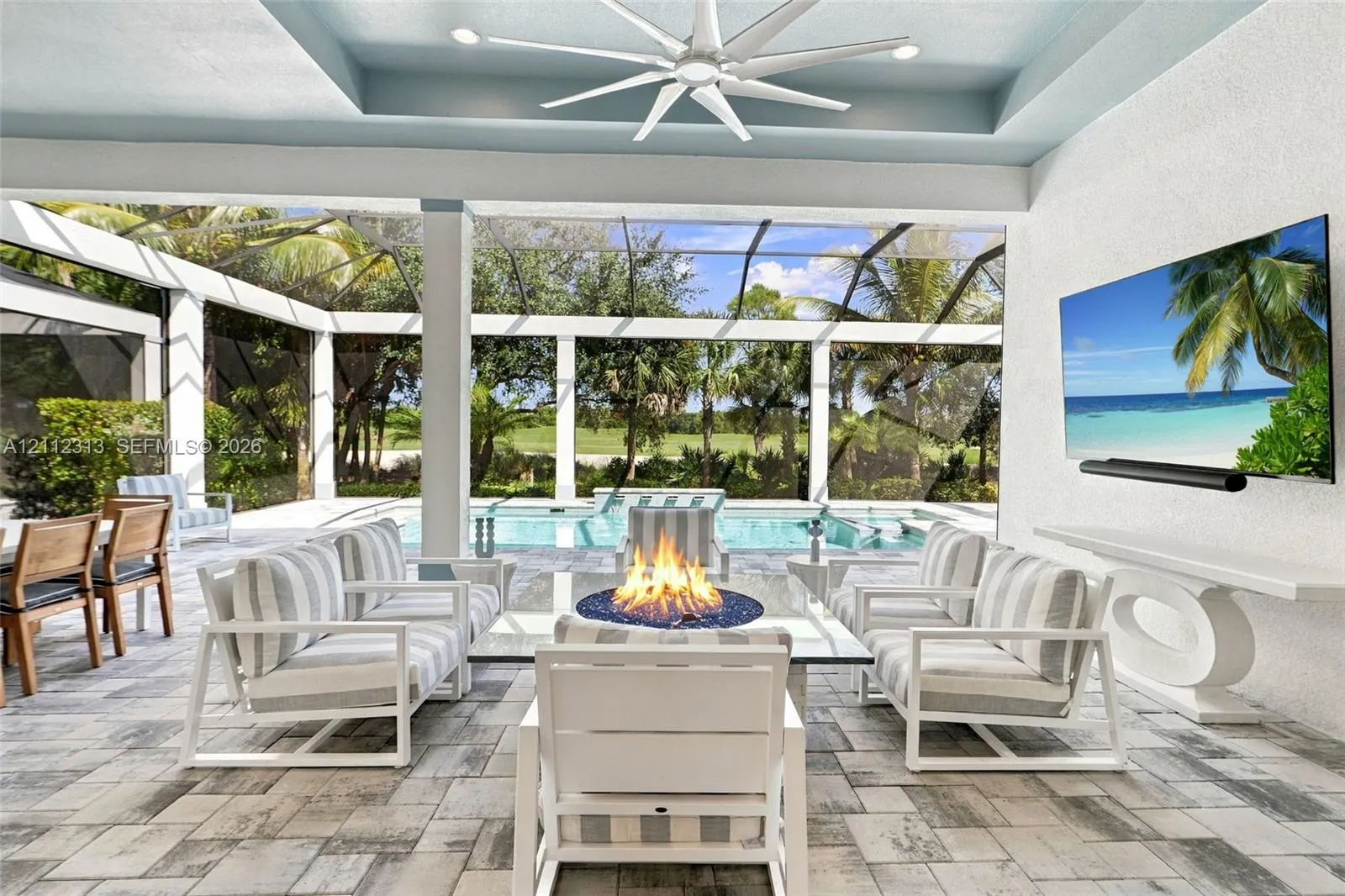 3181 Capistrano
