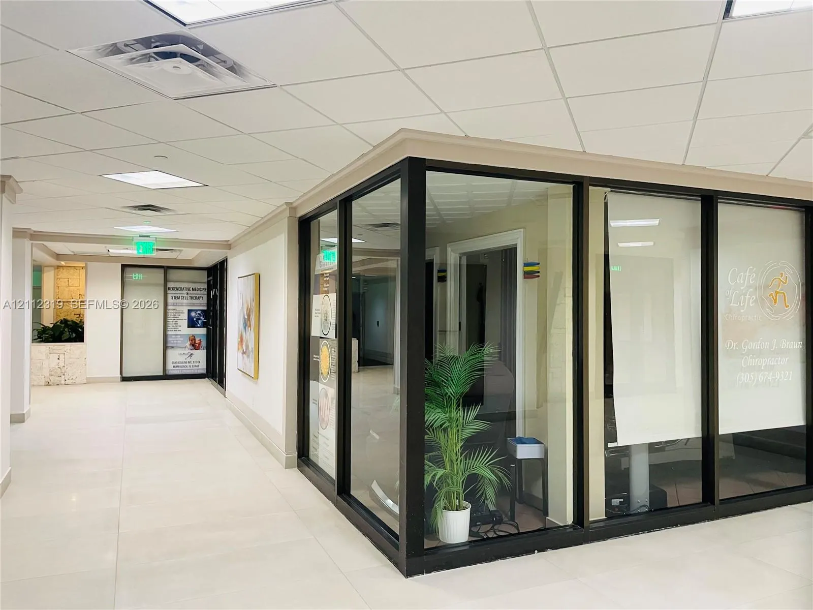 2555 Collins Avenue #C4