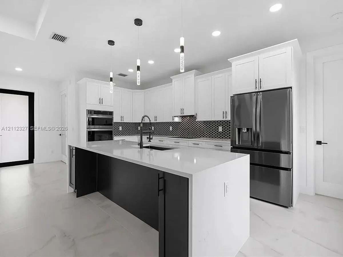 321 SE 2nd Street
