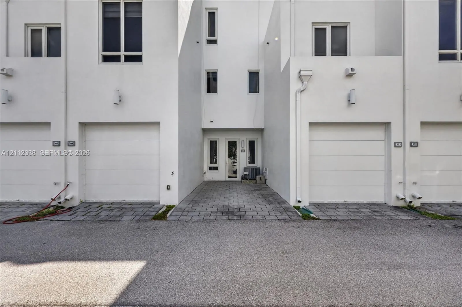 10305 NW 63rd Terrace #102