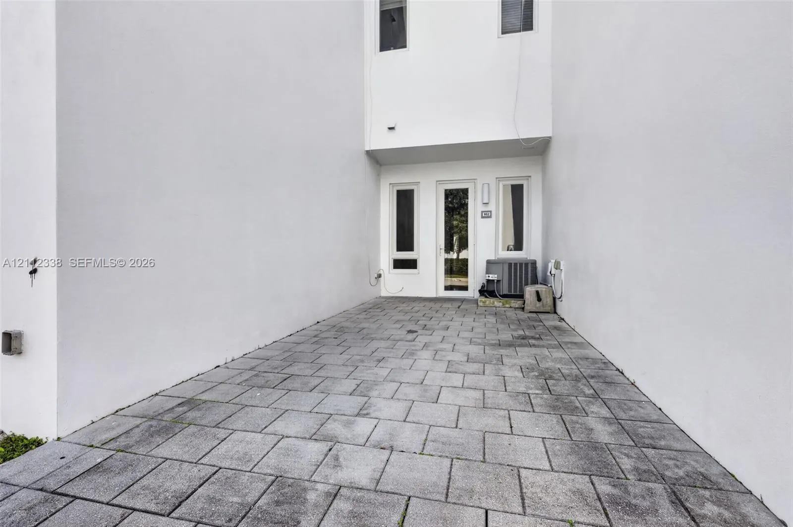 10305 NW 63rd Terrace #102