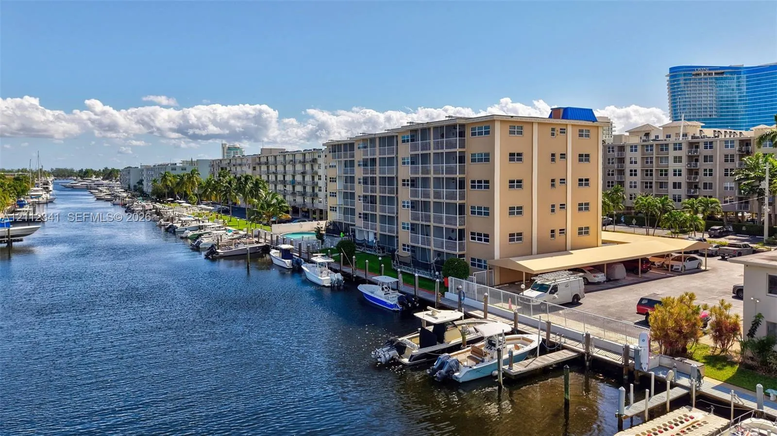 1617 SE 15th Street #401