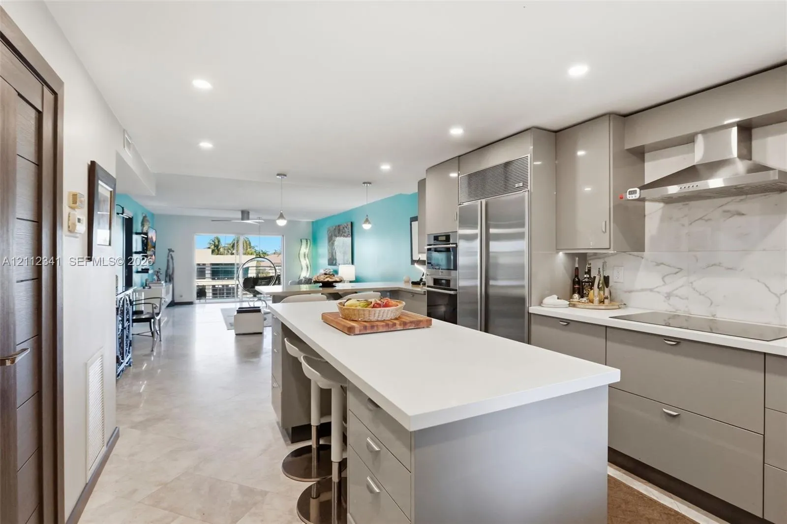 1617 SE 15th Street #401