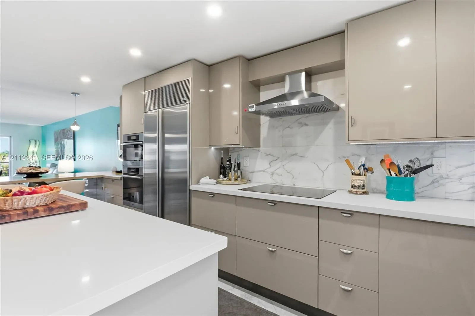 1617 SE 15th Street #401