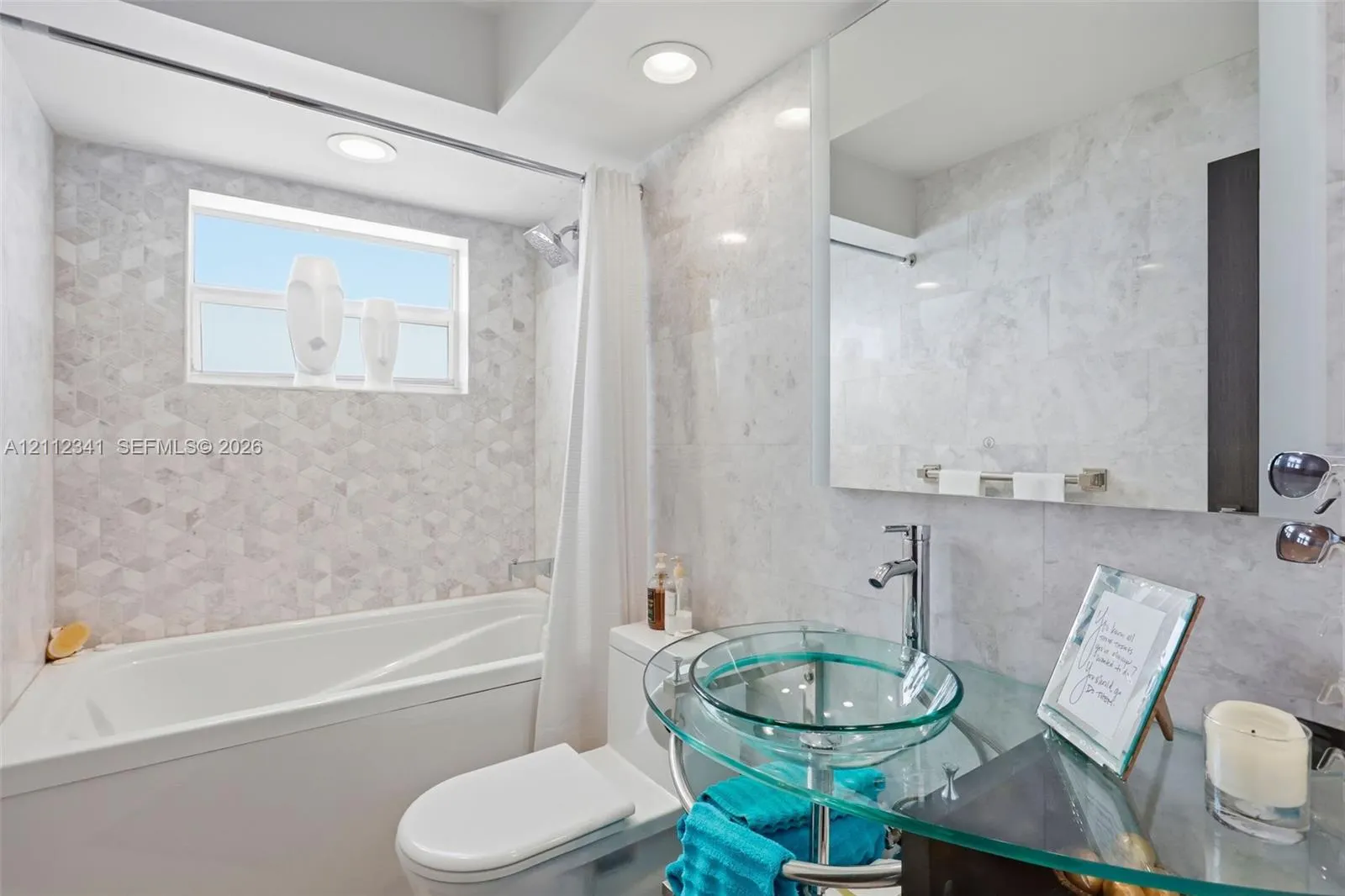 1617 SE 15th Street #401