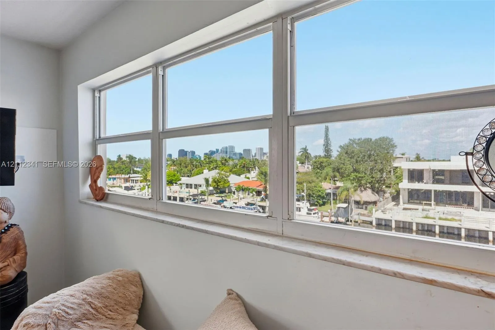 1617 SE 15th Street #401