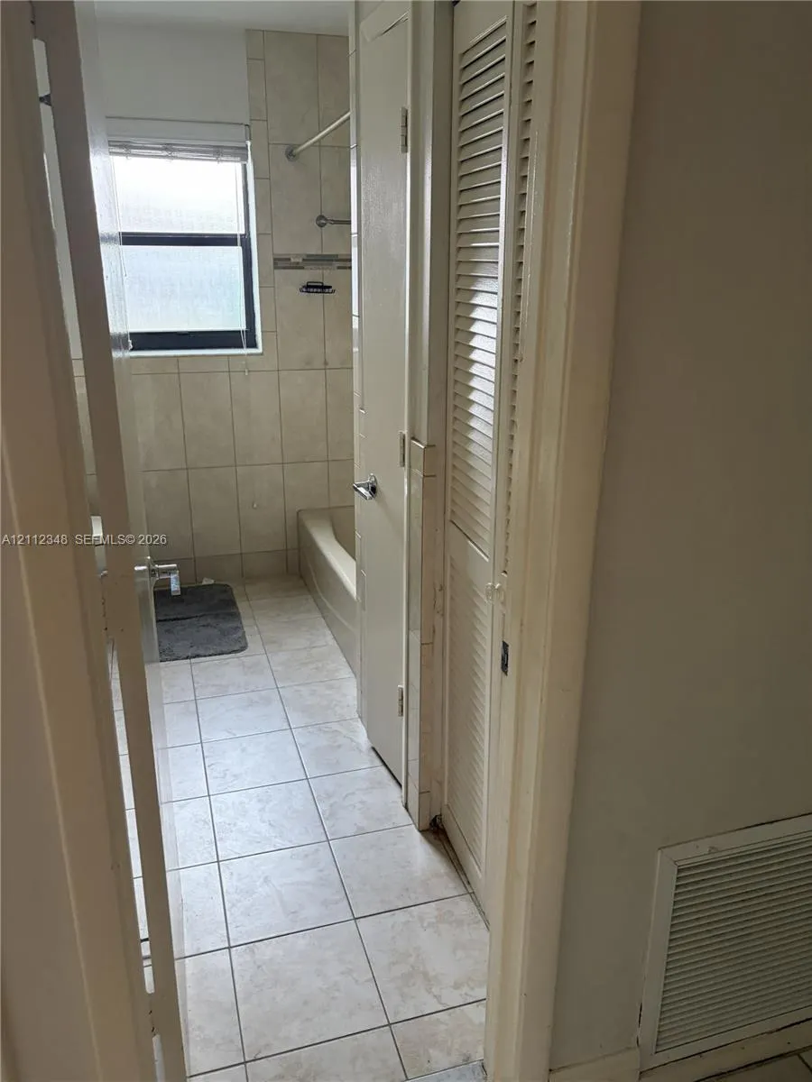 1410-1412 NW 93rd Terrace #1412