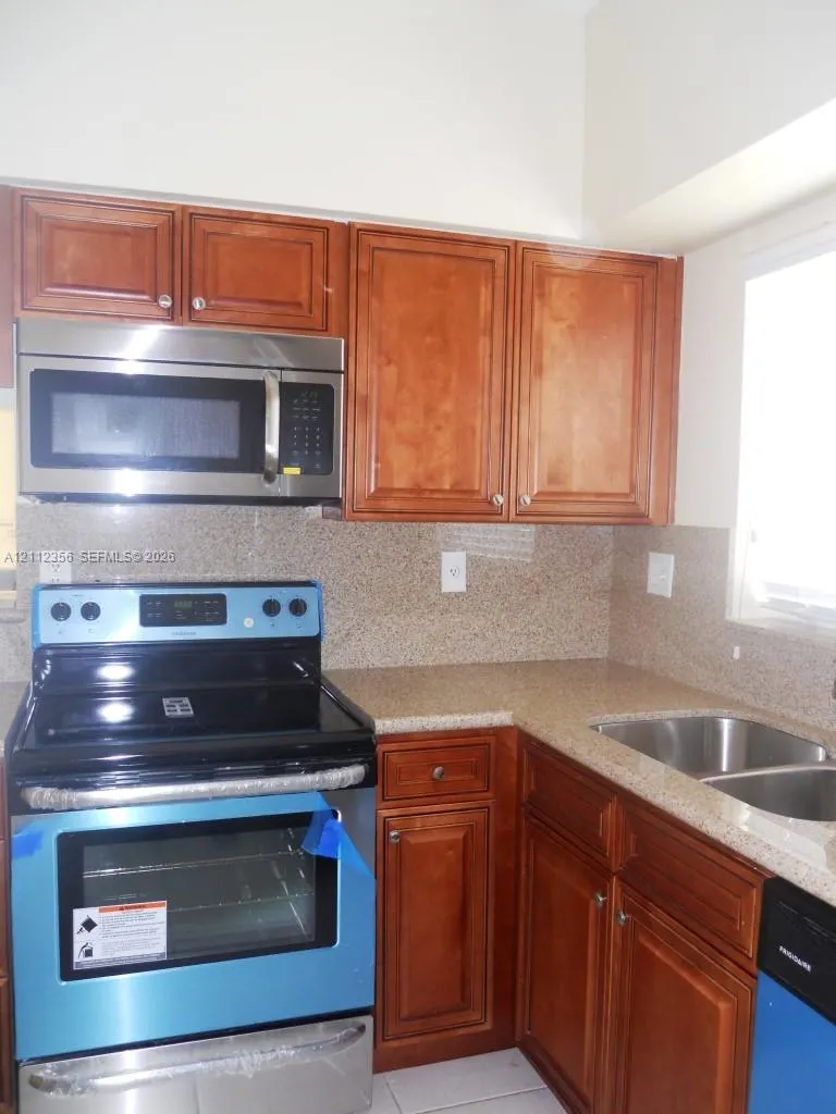 1881 NW 96th Terrace #7E
