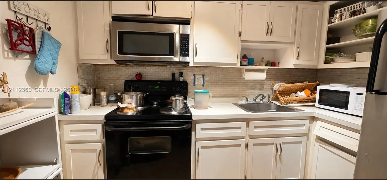 12500 NE 15th Avenue #608