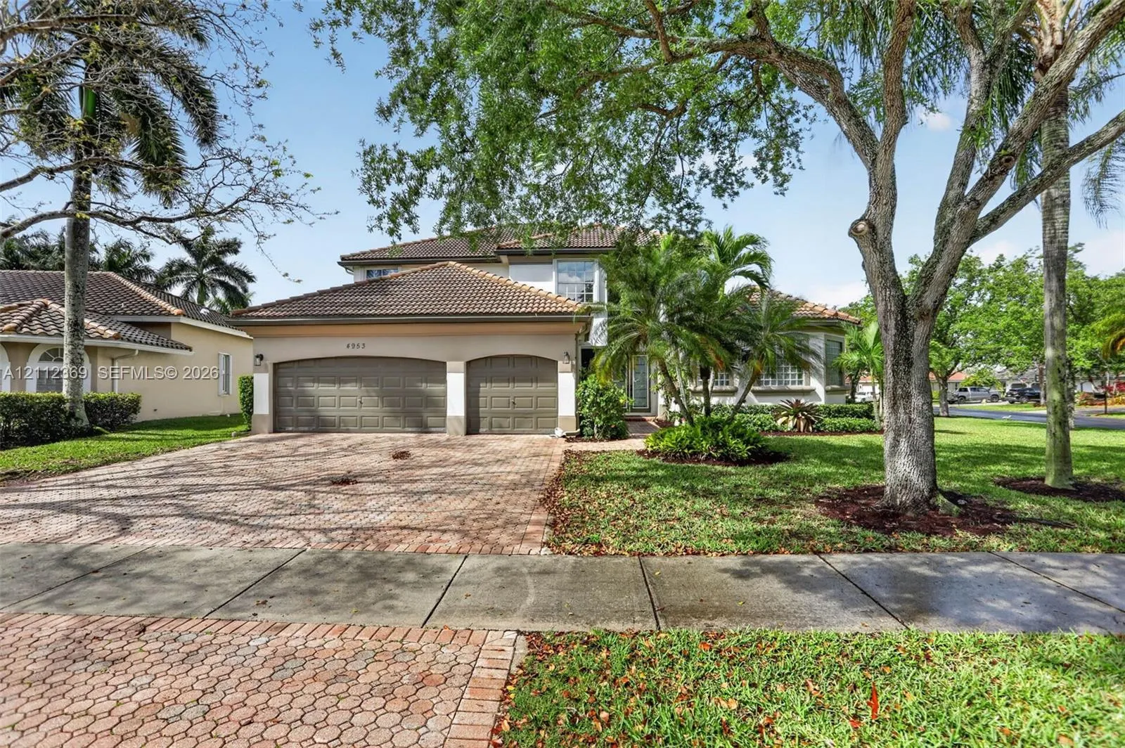 4953 Kensington Circle