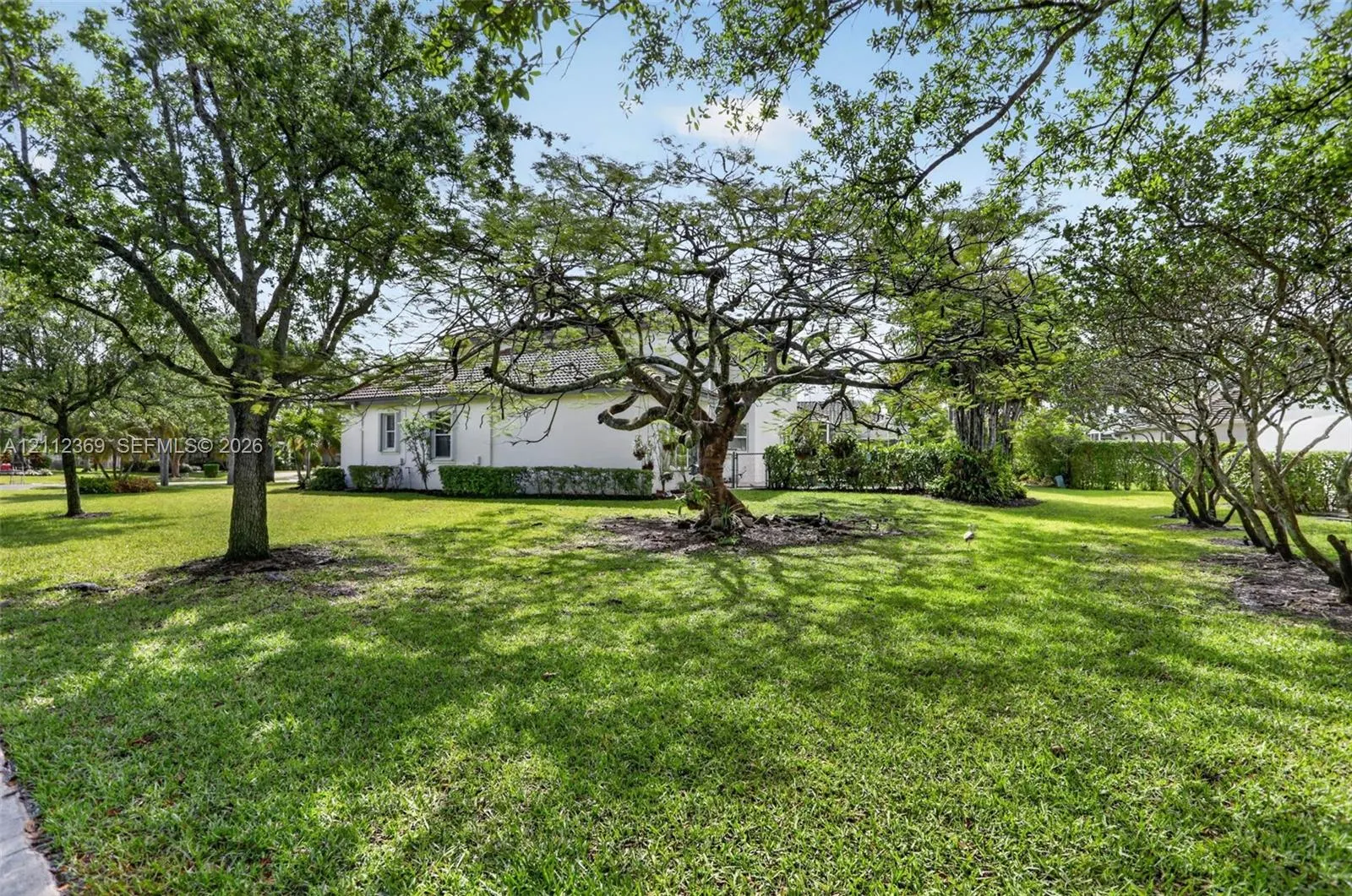 4953 Kensington Circle