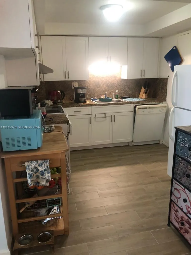 1913 S Ocean Drive #129