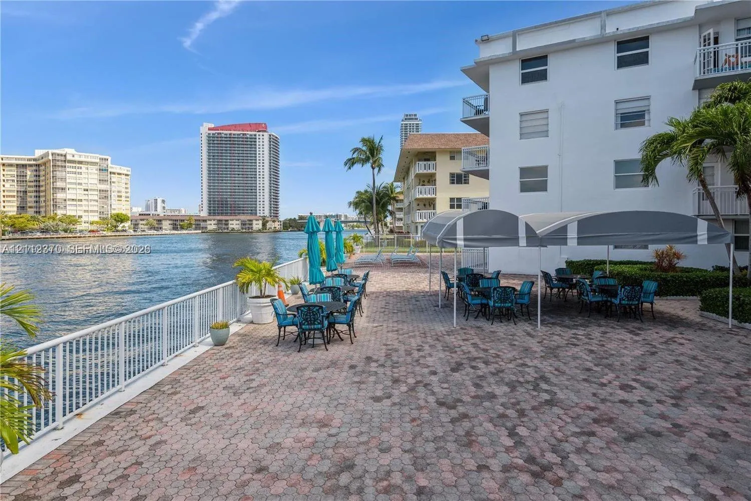 1913 S Ocean Drive #129