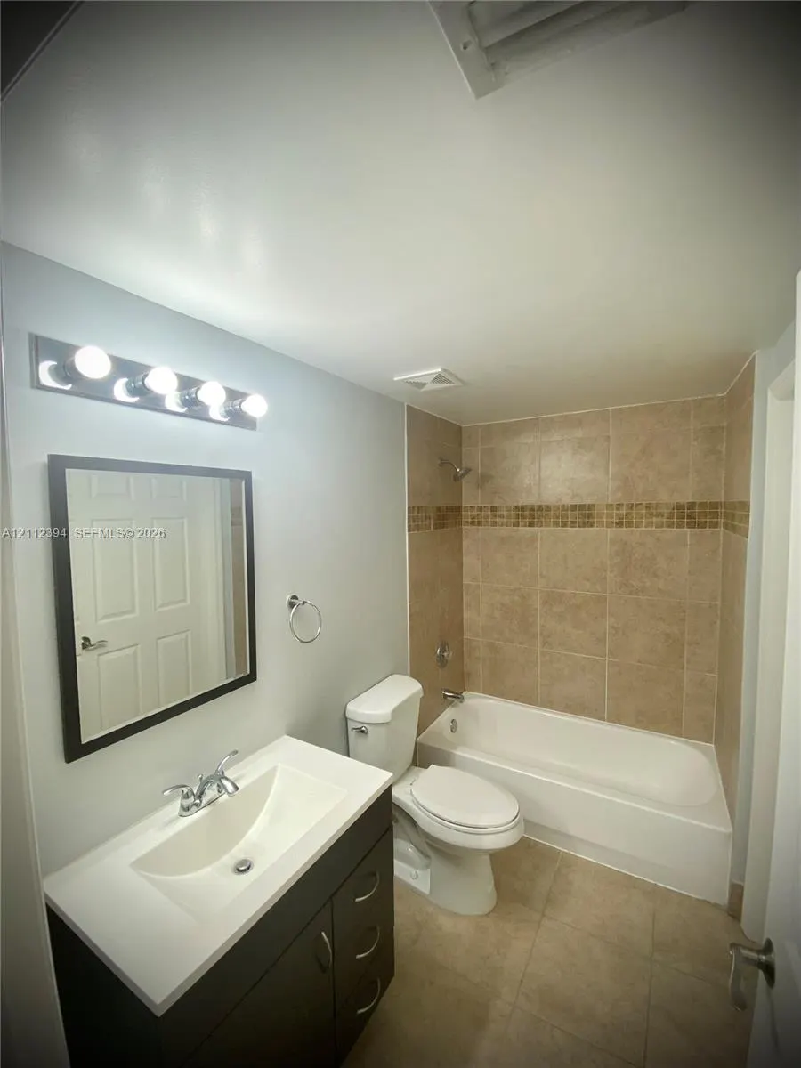 741 SW 148th Avenue #712