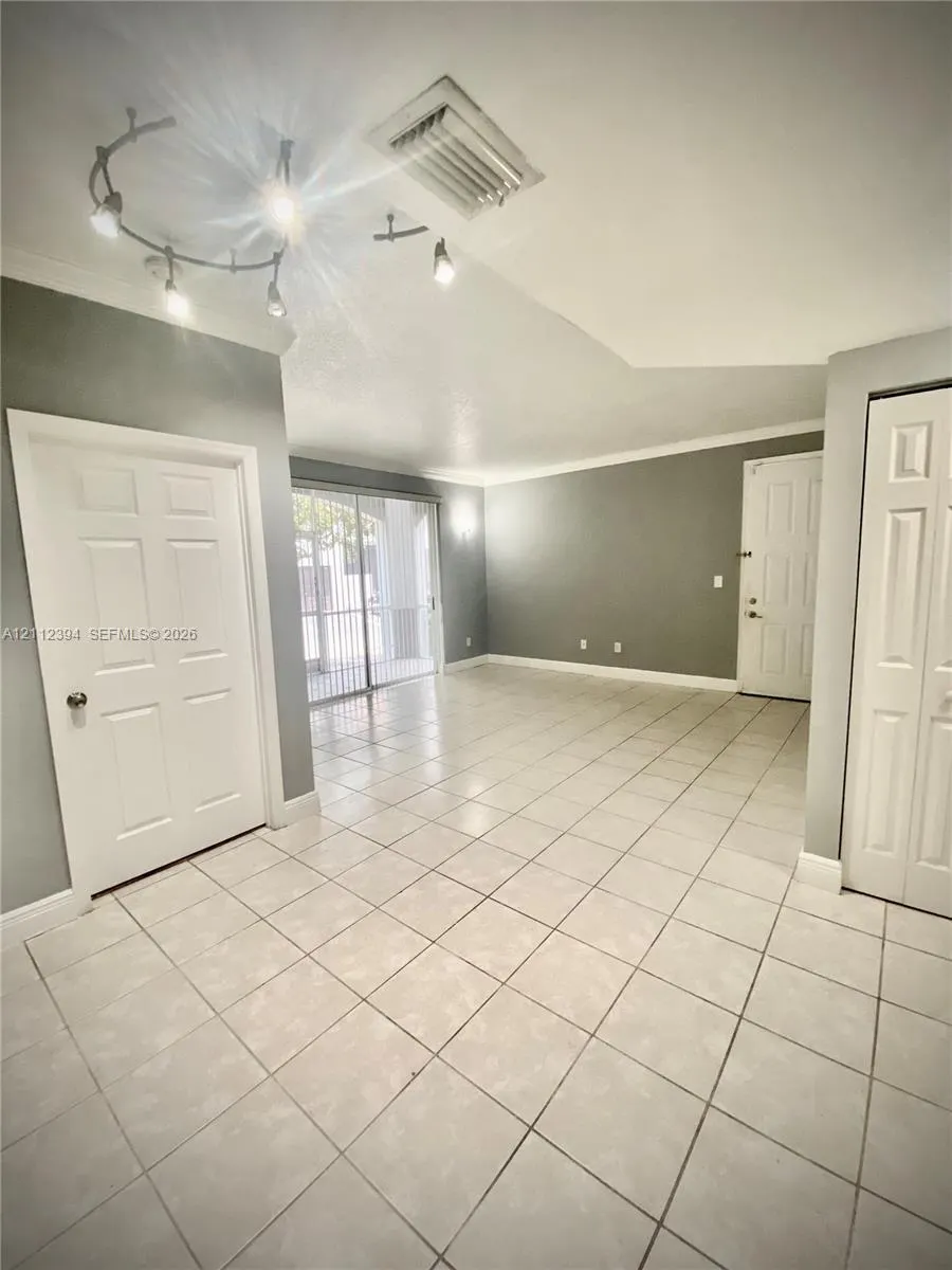 741 SW 148th Avenue #712