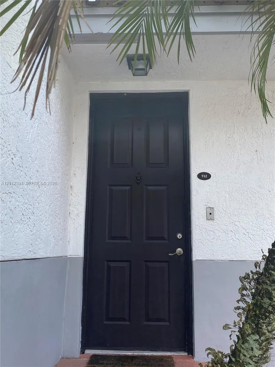 741 SW 148th Avenue #712