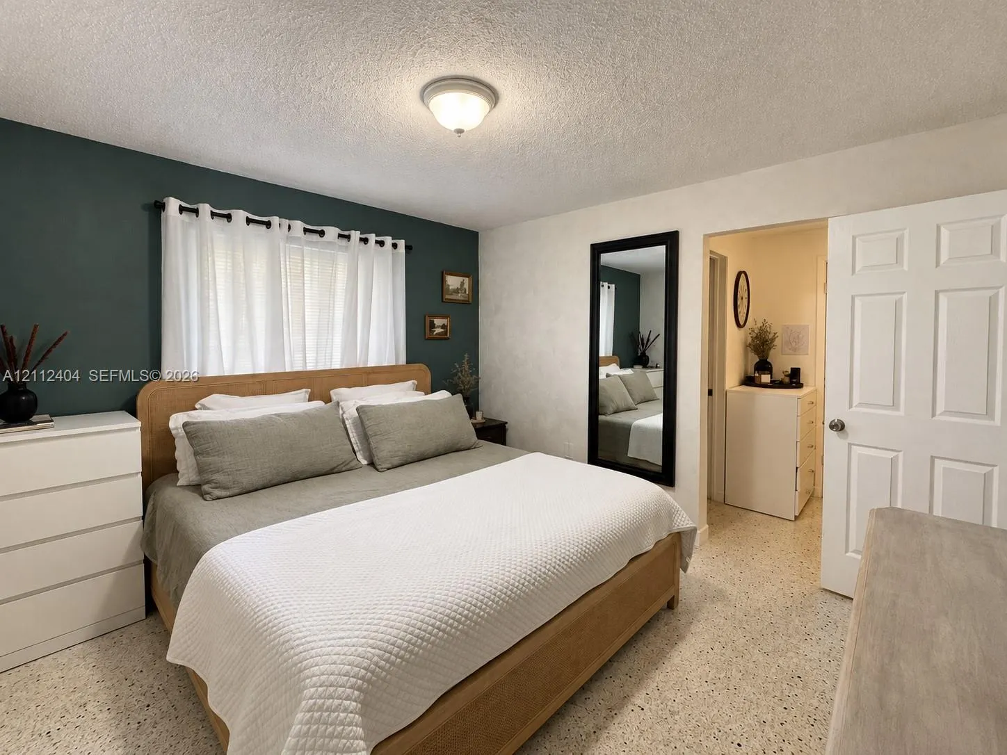 1932 NW 18th Street #1932