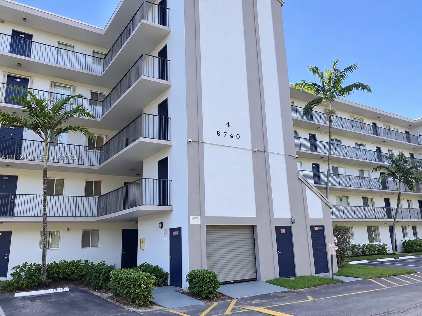 8740 N Sherman Circle #406