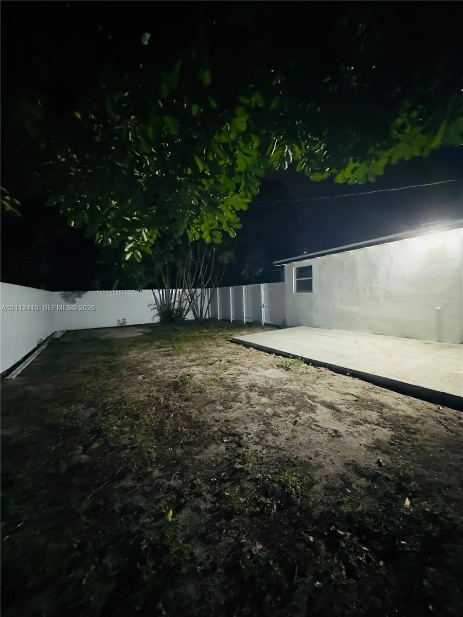 4118 NW 12th Terrace