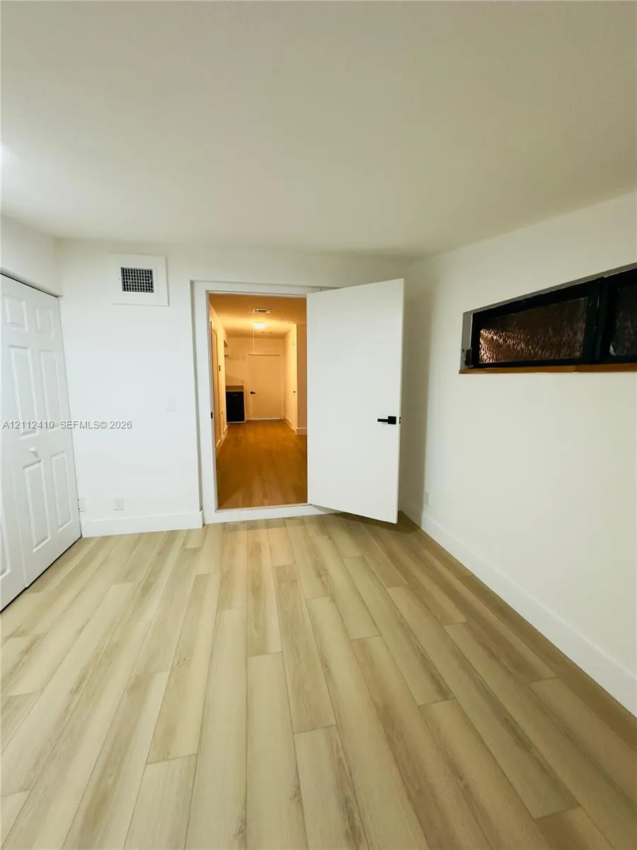 4118 NW 12th Terrace