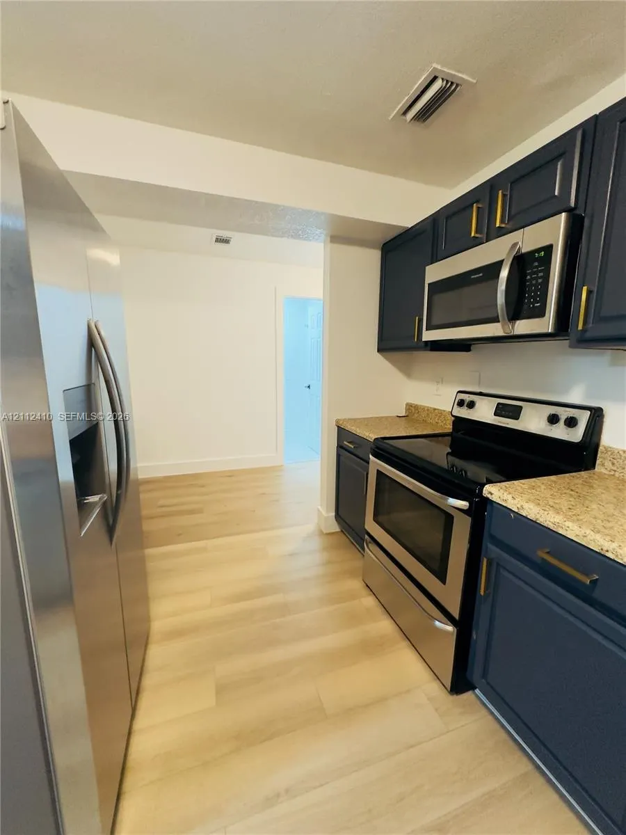 4118 NW 12th Terrace