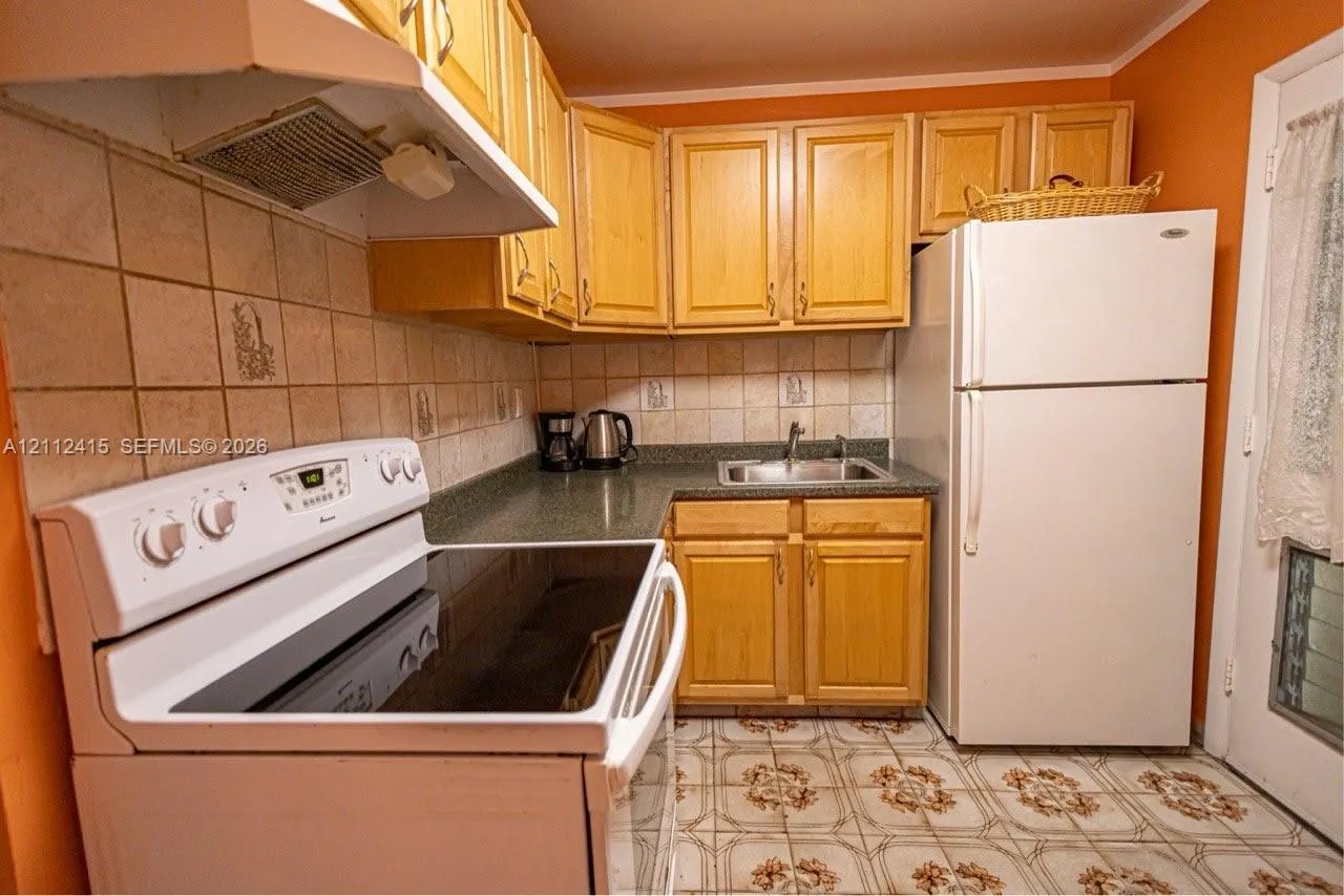 16790 NE 14th Avenue #215