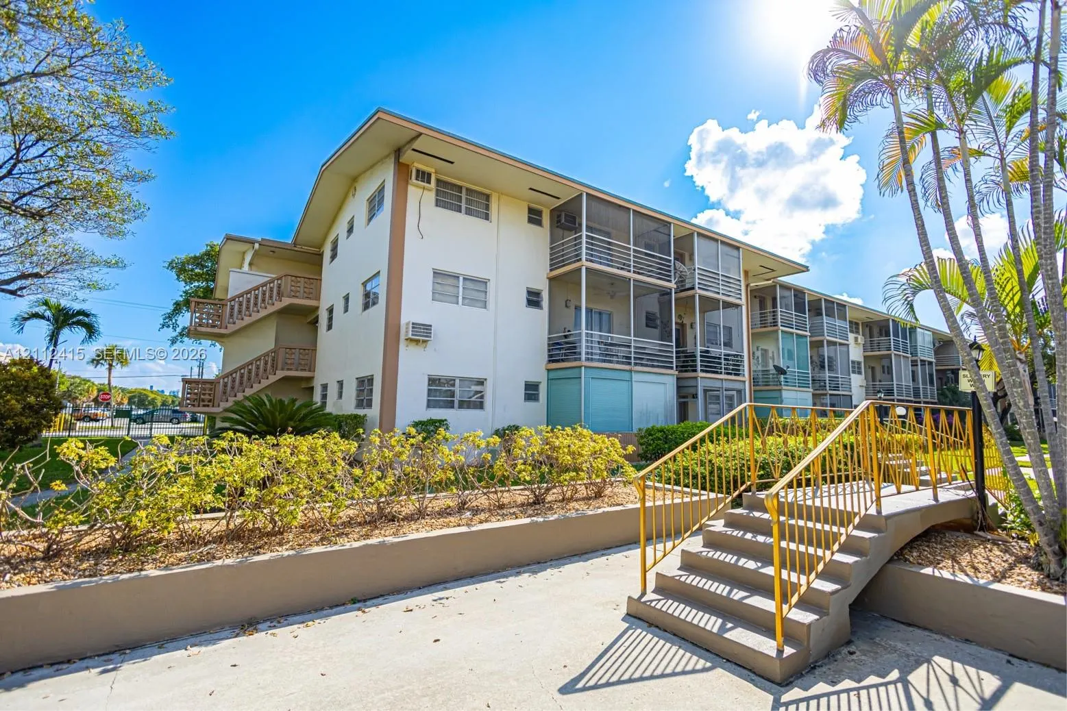 16790 NE 14th Avenue #215