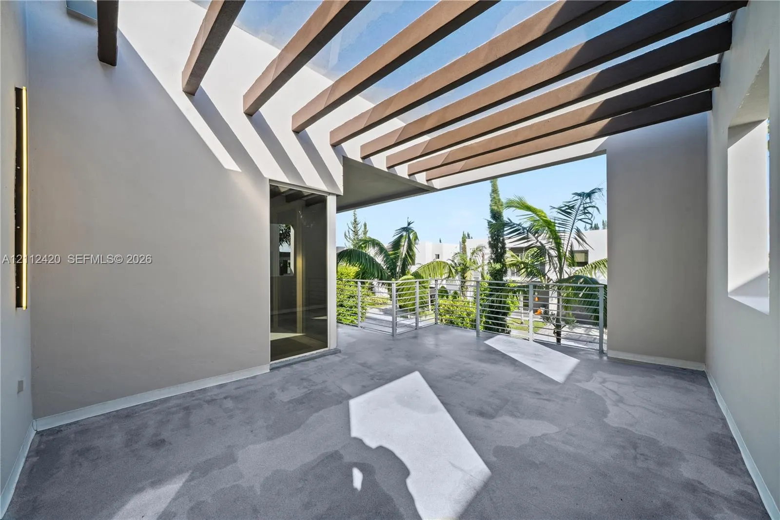 10054 NW 76th Terrace