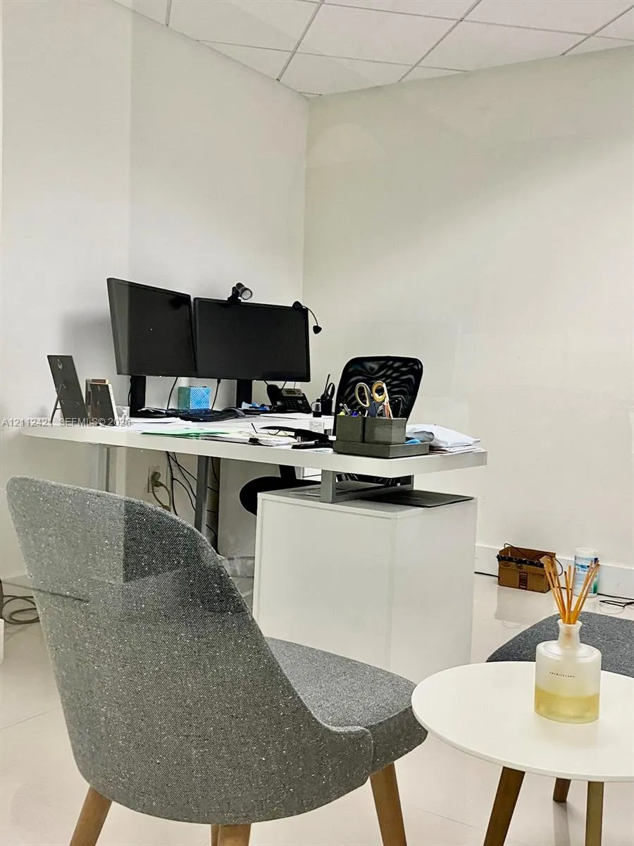 1000 Brickell Avenue #5C