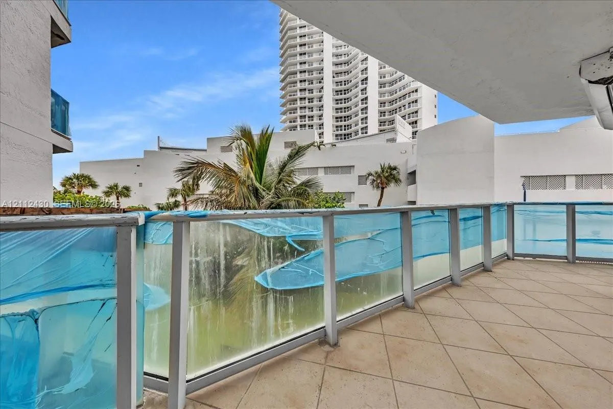 16445 Collins Avenue #222