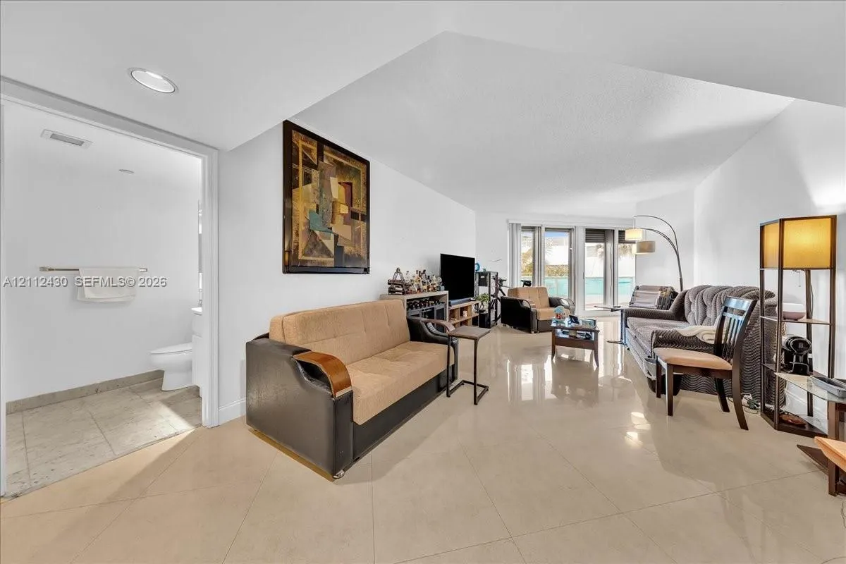 16445 Collins Avenue #222