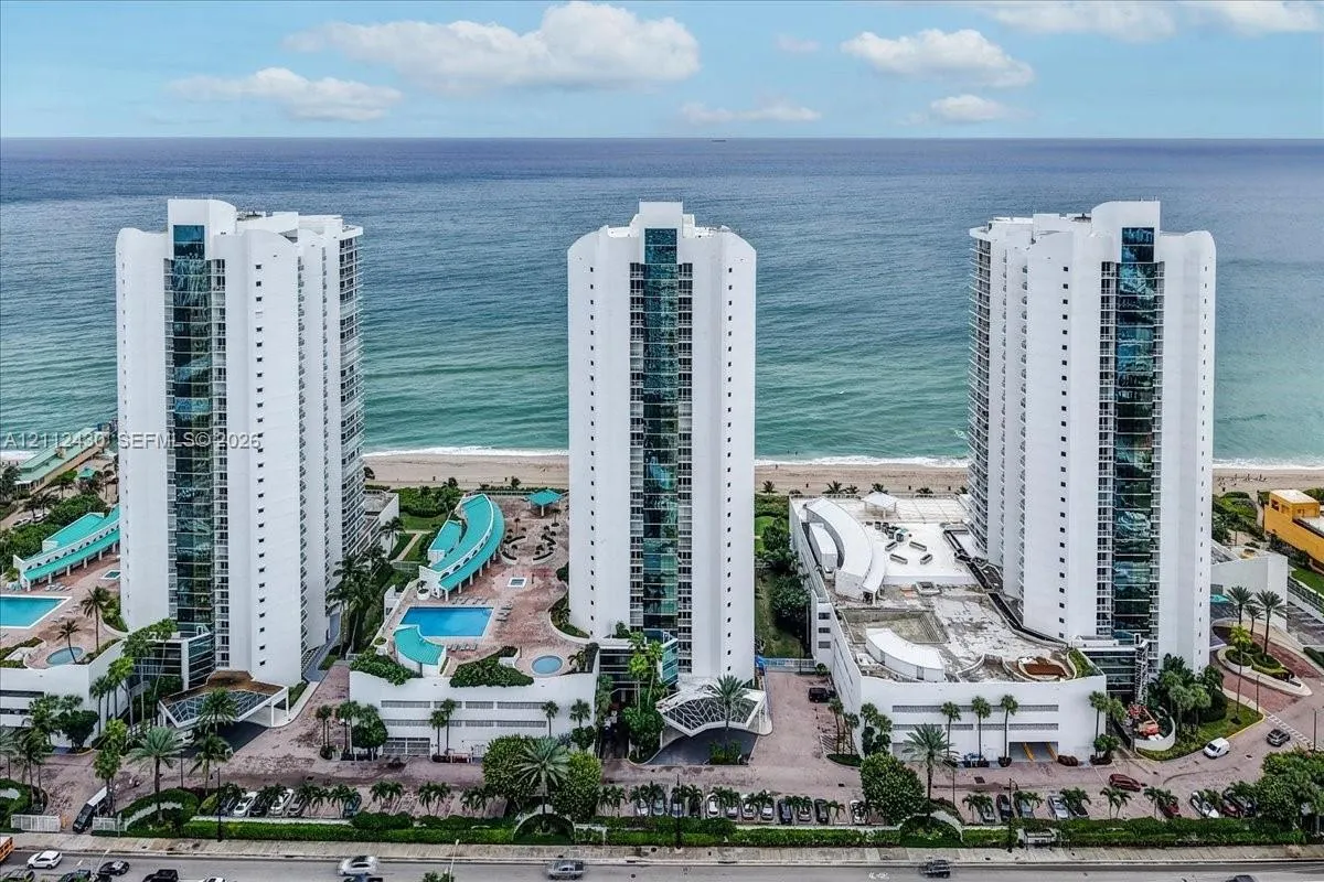 16445 Collins Avenue #222