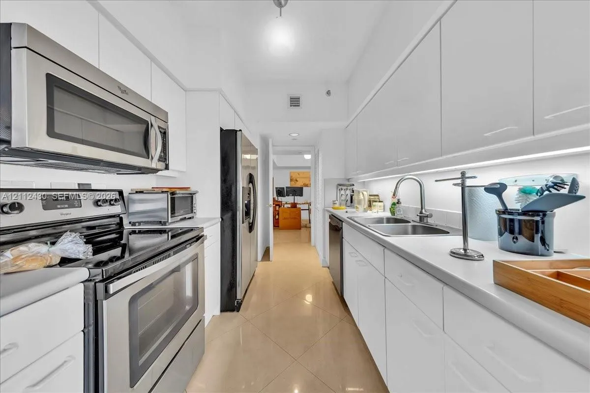 16445 Collins Avenue #222