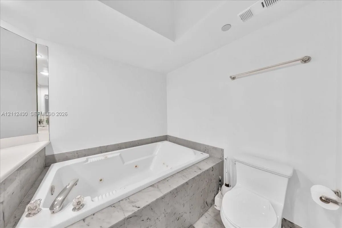 16445 Collins Avenue #222