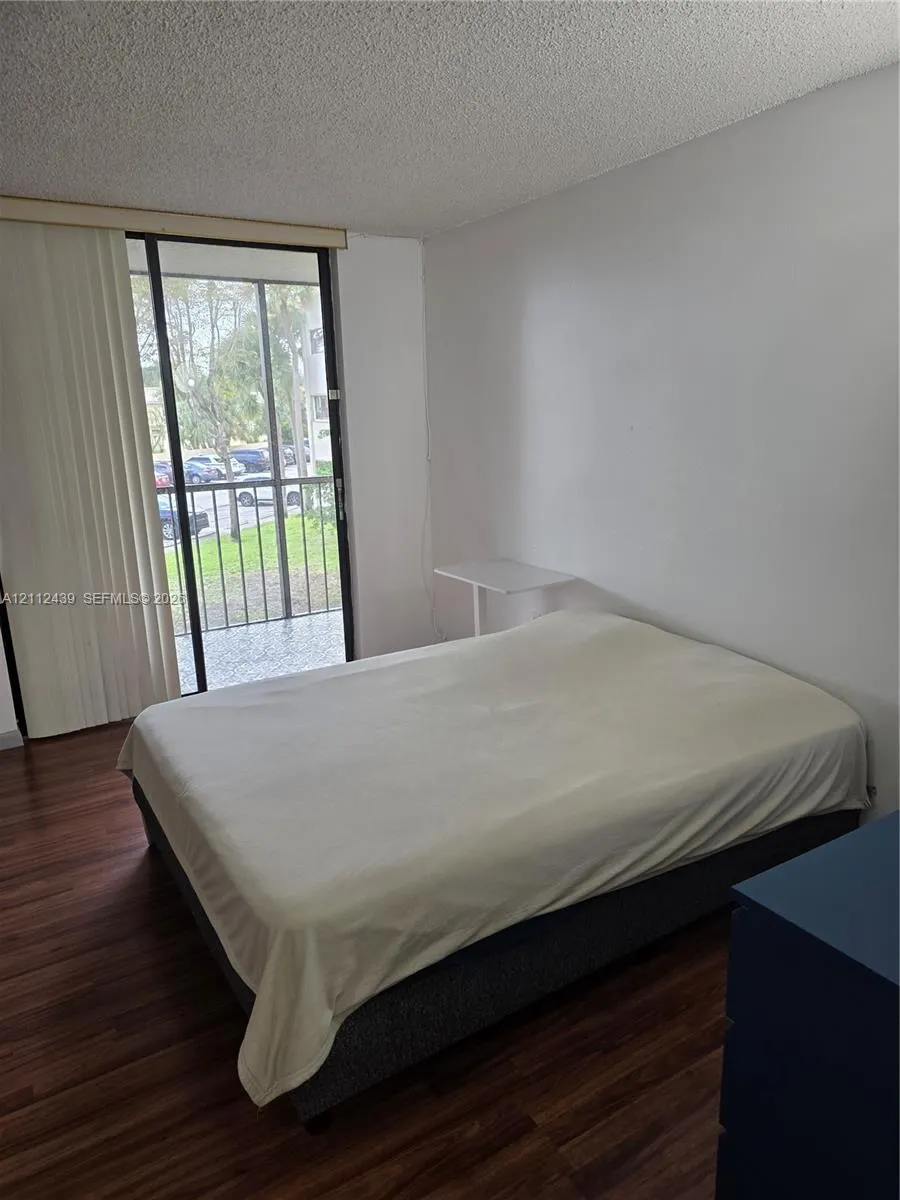 8065 SW 107th Avenue #202