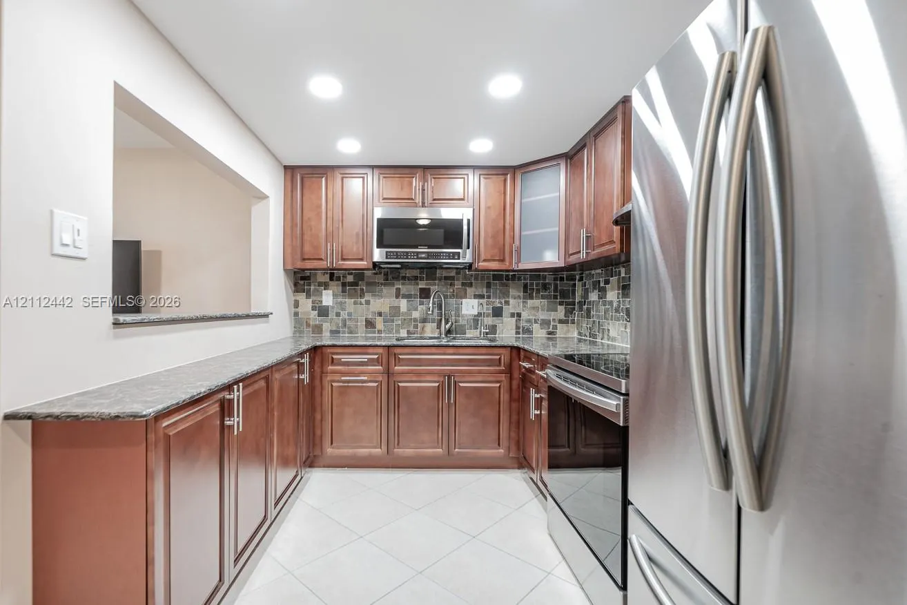 2455 NE 51st Street #E114