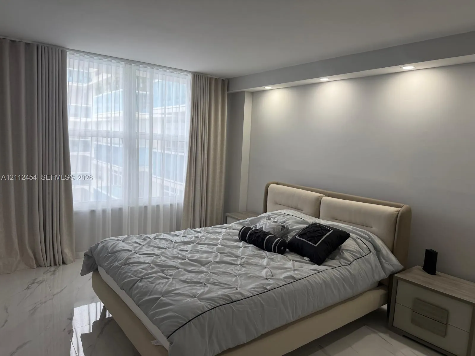 3800 S Ocean Drive #1601