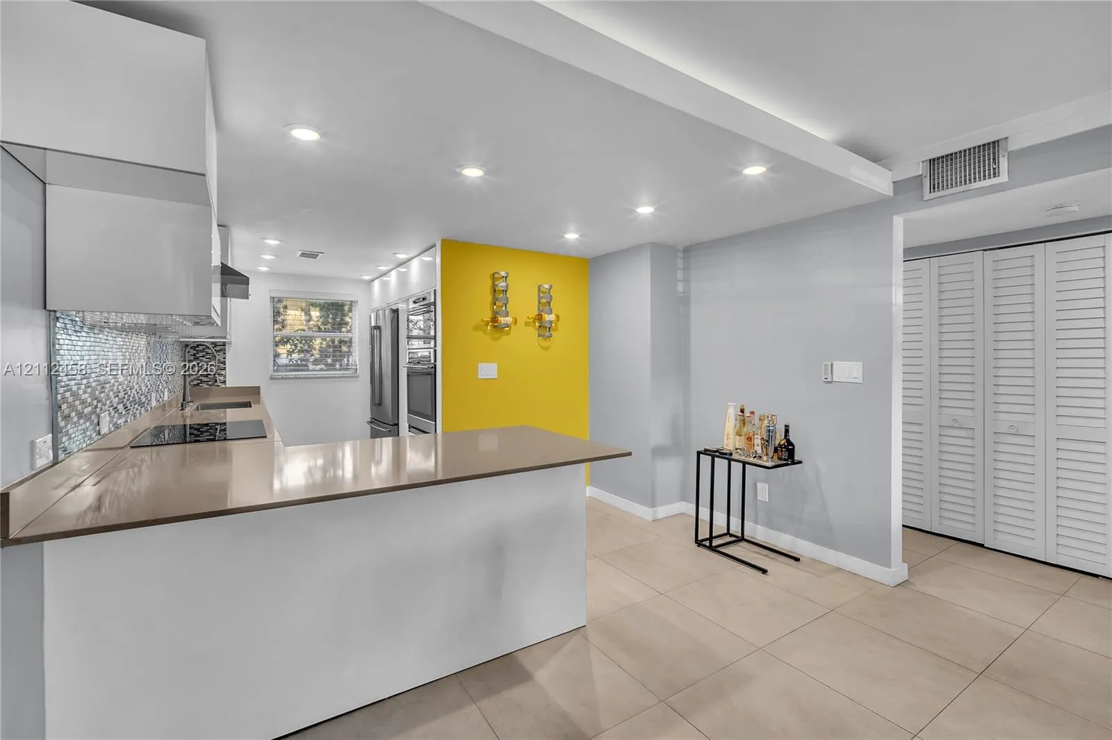 2607 NE 8th Avenue #32
