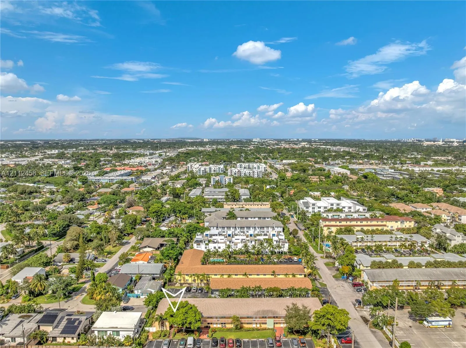 2607 NE 8th Avenue #32
