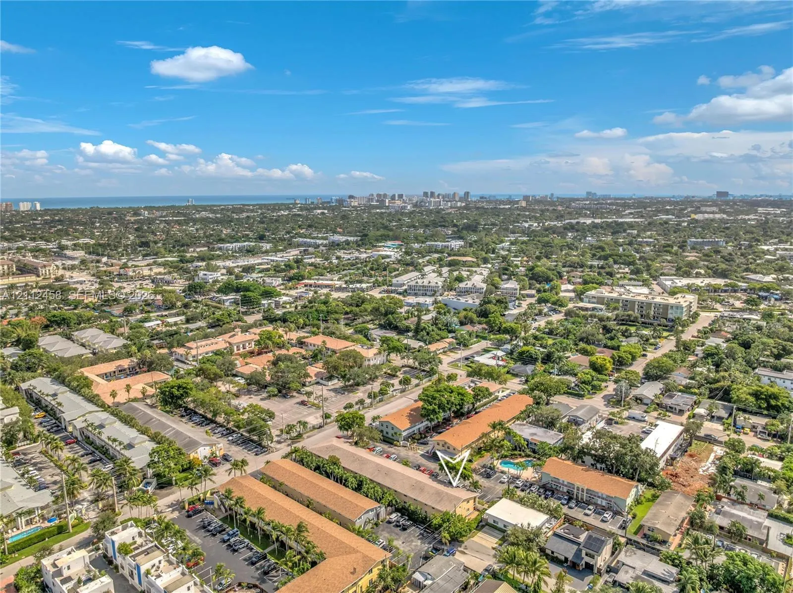 2607 NE 8th Avenue #32