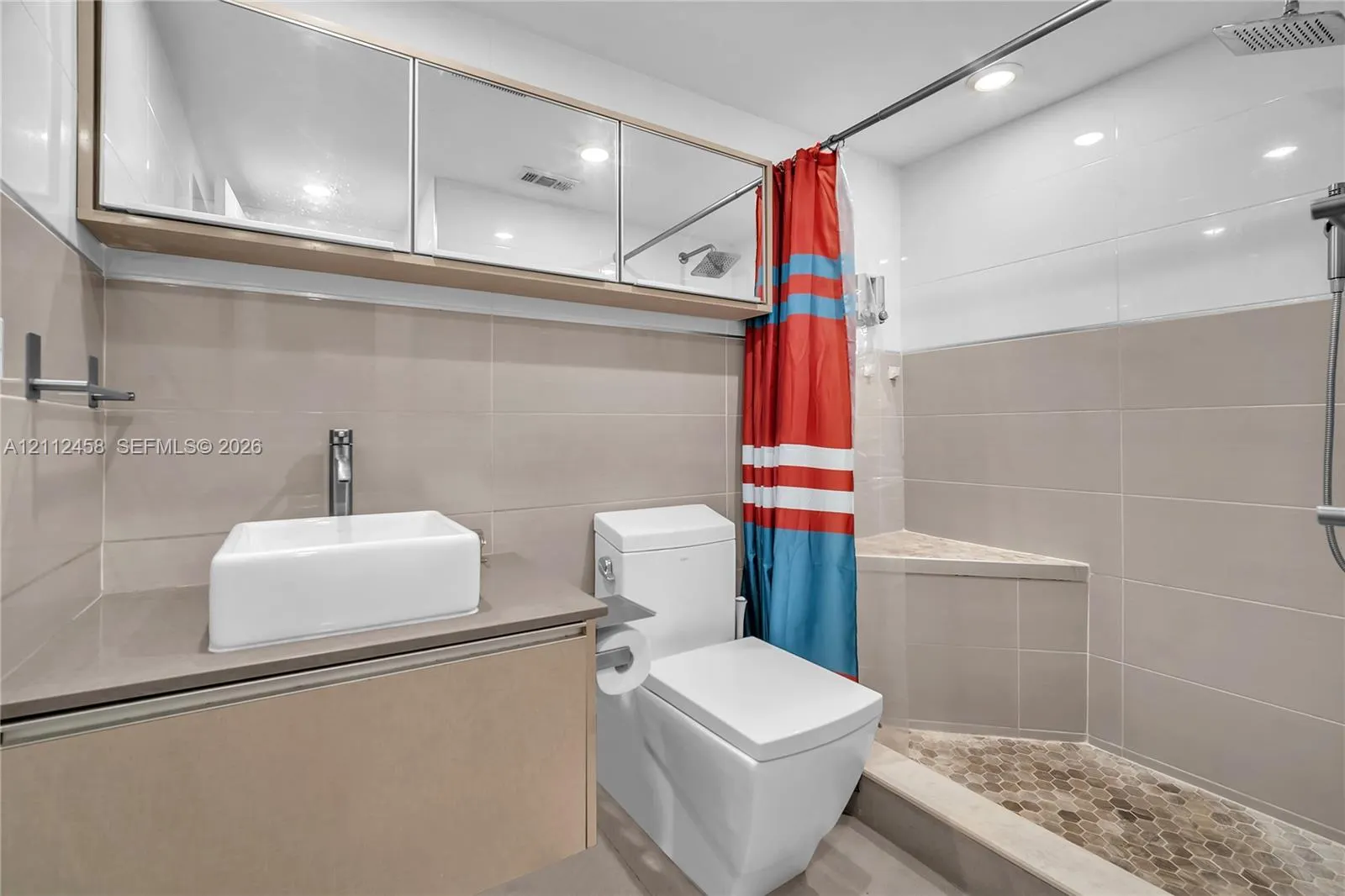 2607 NE 8th Avenue #32