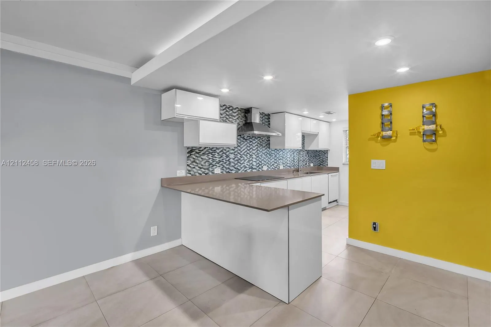 2607 NE 8th Avenue #32