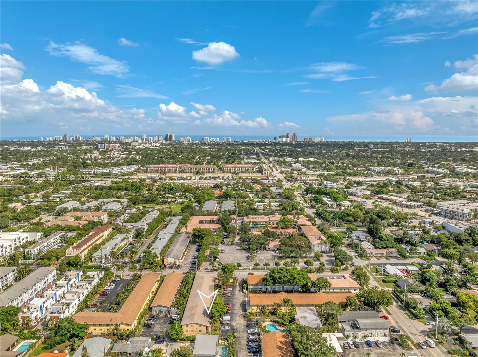 2607 NE 8th Avenue #32