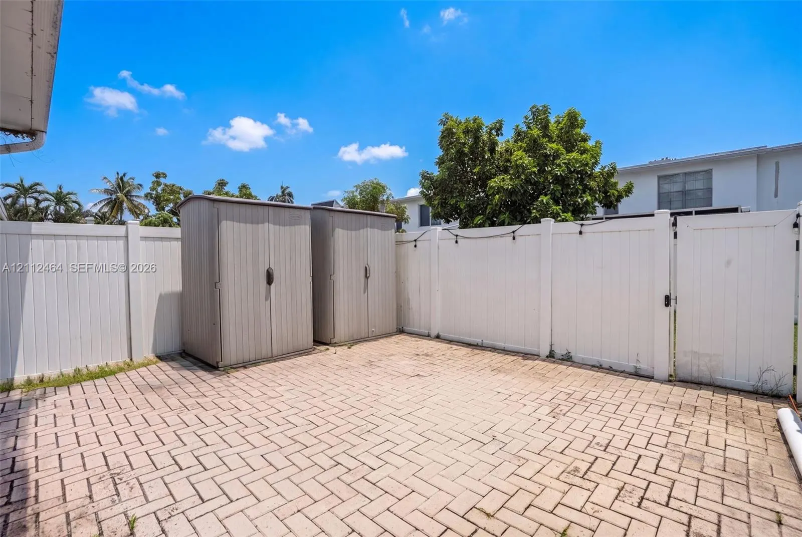 3925 SW 67th Terrace #103