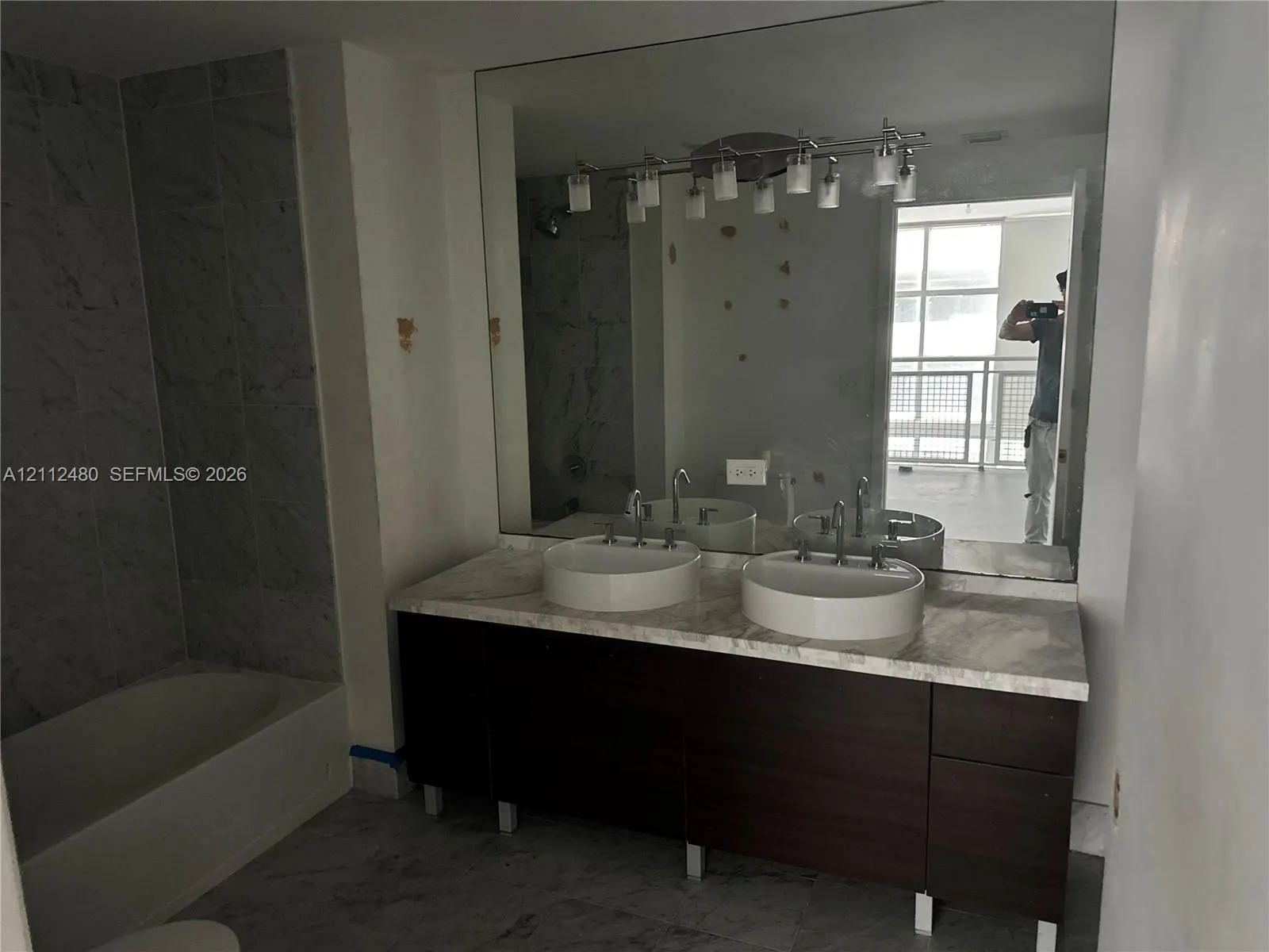 244 Biscayne Boulevard #650