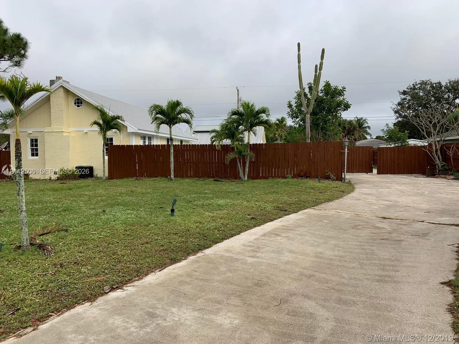 215 4th Street #1